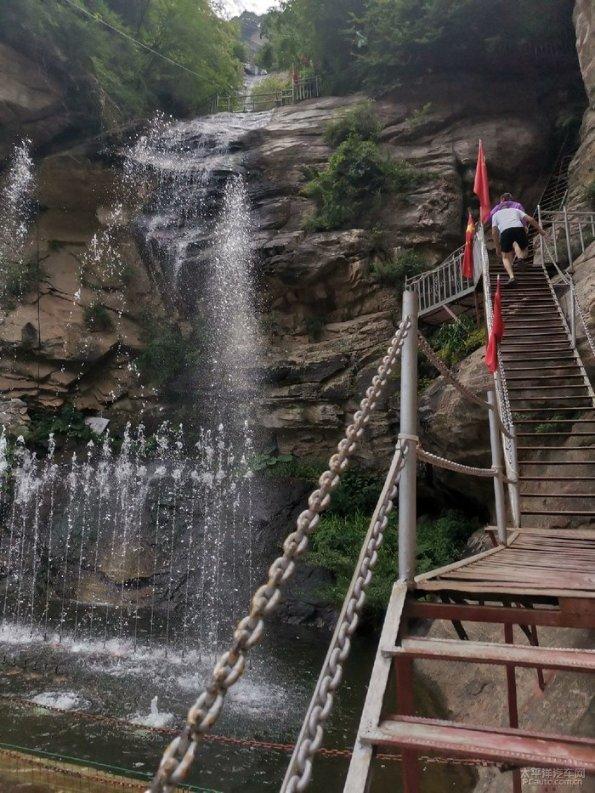 铁东法院:一定要系好安全带,切勿拿生命开玩笑